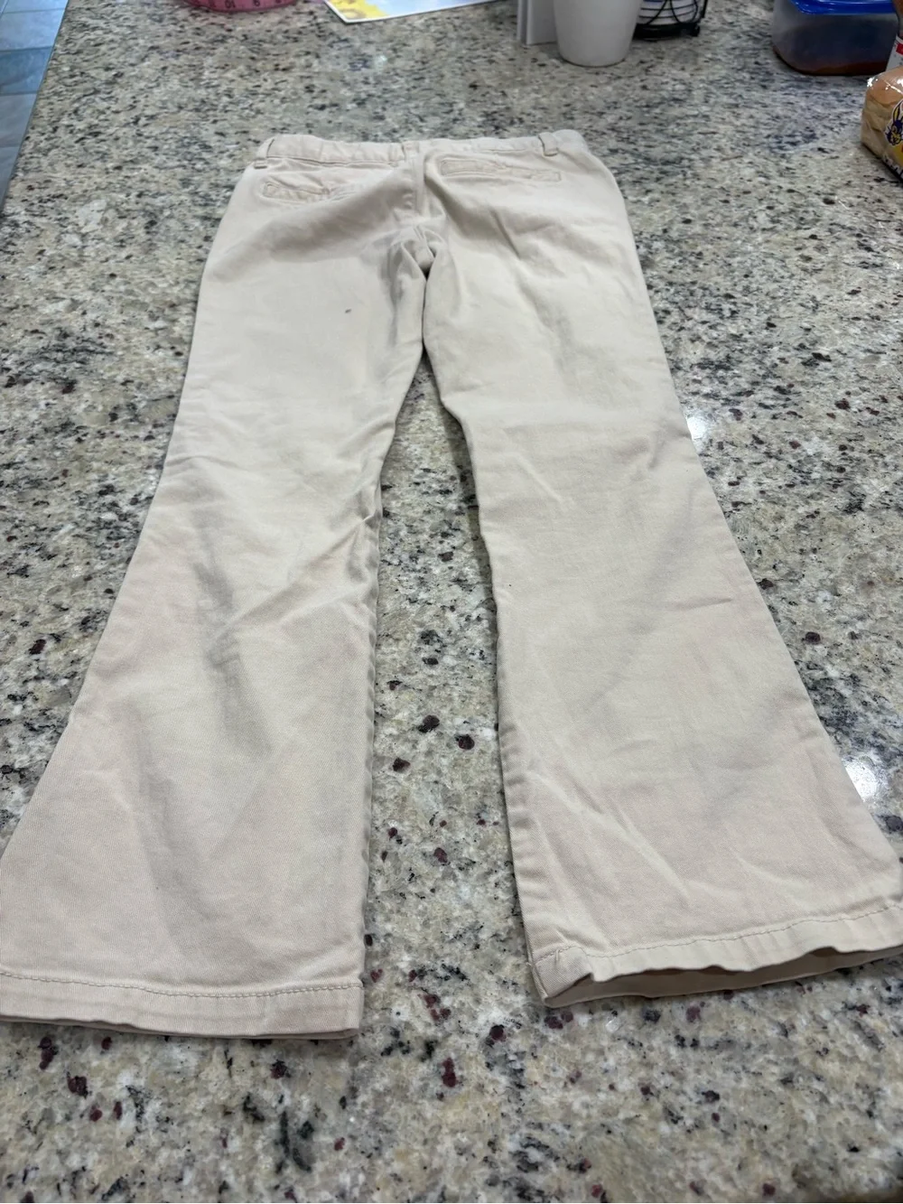 Children’s Place khaki pants in girls 8 *Black spots on one knee* No rips tears